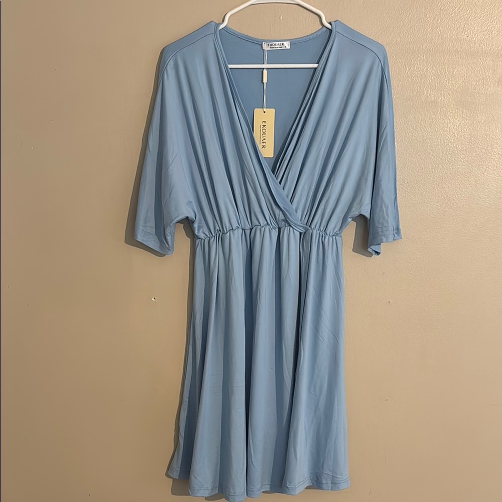 Baby blue maternity/nursing nightgown. NWT.